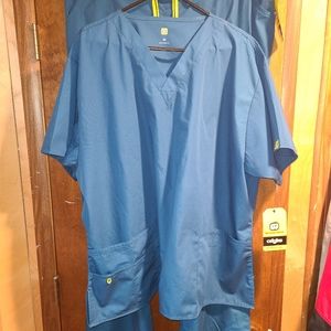 NEW Wonderwink scrub set